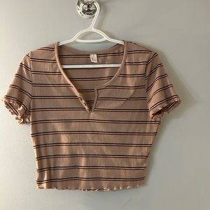 Cropped stripped shirt